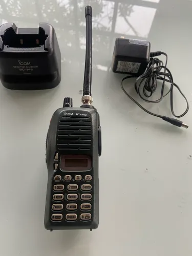 Rádio PY Icon IC - V8. VHF - TRANSCEIVER