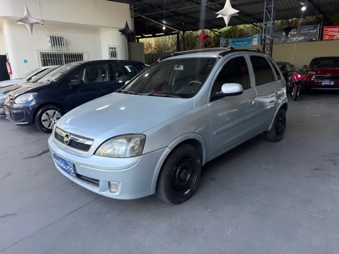 Chevrolet Corsa Hat. Premium 1.4 8V Econoflex 5P 2009