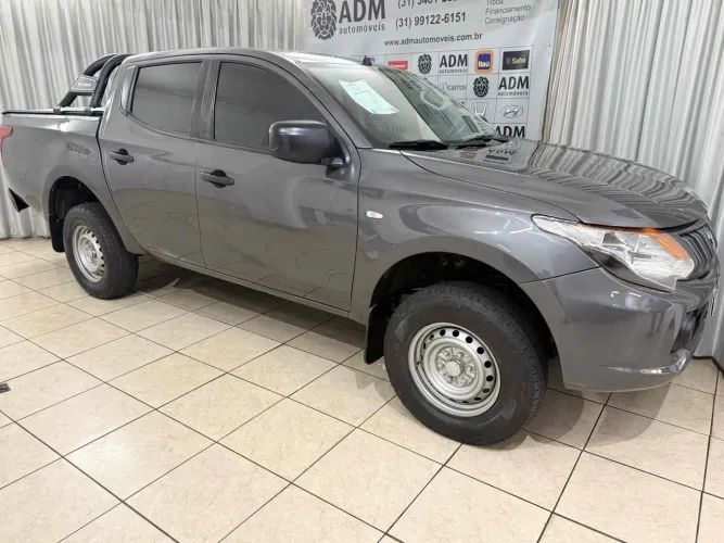 Mitsubishi L200 2.4 16V Turbo Diesel Sport GL CD 4P 4X4 Manual 2021