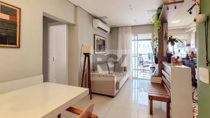 Apartamento com 2 dormitórios à venda, 62 m² por R$ 749.000,00 - Marapé - Santos/SP