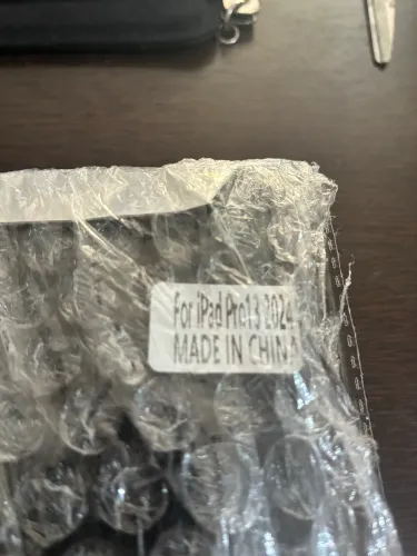 Capa iPad Pro 13 lacrada