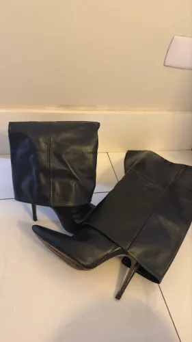 Bota cecconello couro