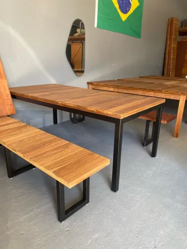 Mesa Ripado de CUMARU R$ :4.500,00