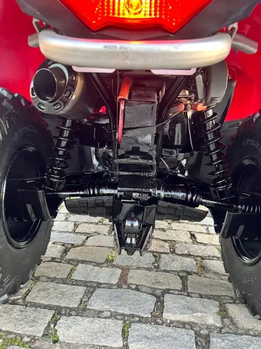 Extra de verdade Quadriciclo bem conservado 4x4 outlander 2013 Brp com rodas