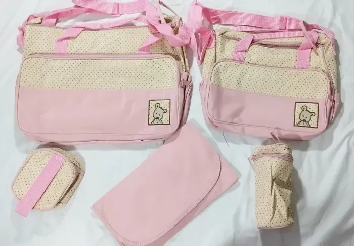 Kit Mochila de Bebê com 5 Peças cores Bege e Rosa Claro