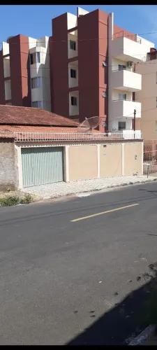 Casa no centro de Caldas novas
