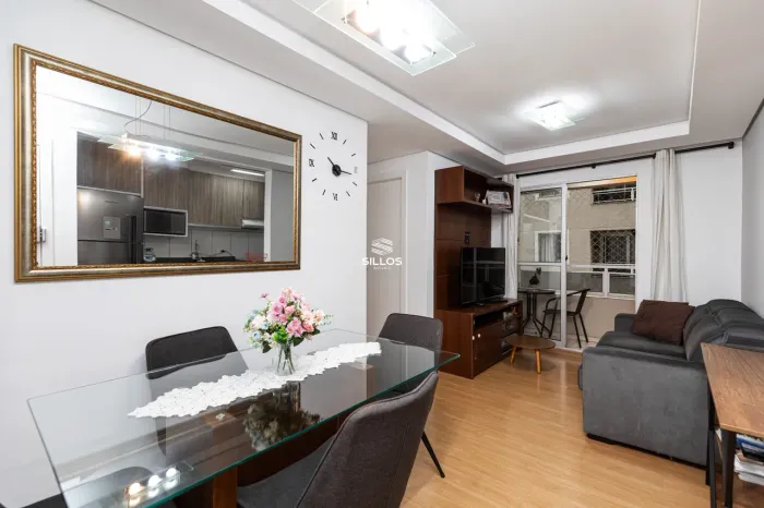 Apartamento mobiliado à venda com 3 quartos no Cristo Rei em Curitiba