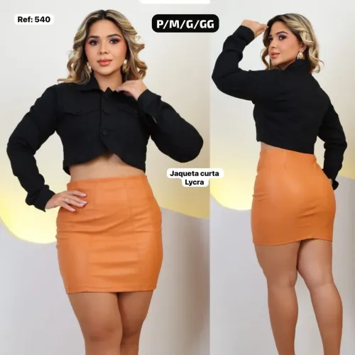 JAQUETA JEANS FEMININO TAMANHO DISPONÍVEL NA FOTO 