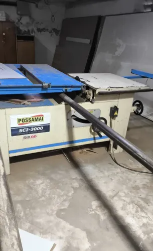 Esquadrejadeira de Precisão com Eixo Inclinável Possamai SCI-3000 PARA MARCENARIA