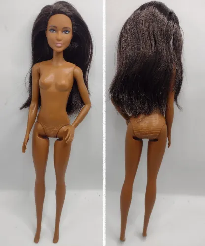 Barbie Negra Corpo Trocado