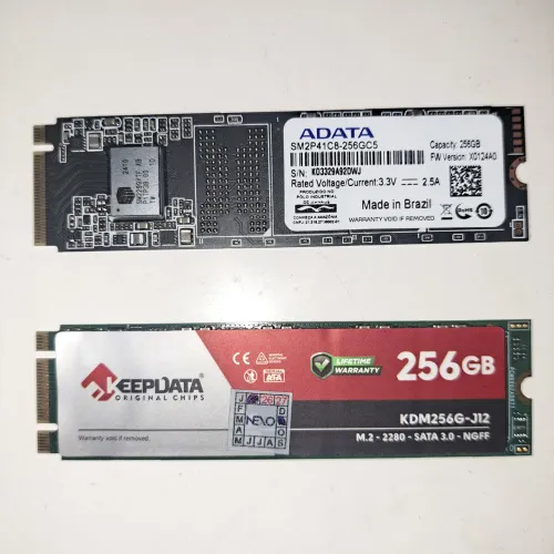 VENDO DOIS SSDs M.2 DE 256 GB. 1 NVME E 1 NGFF.