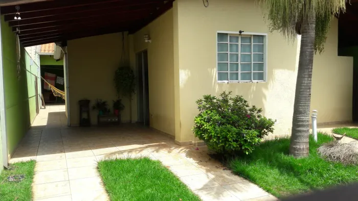 Casa condomínio perto UCDB
