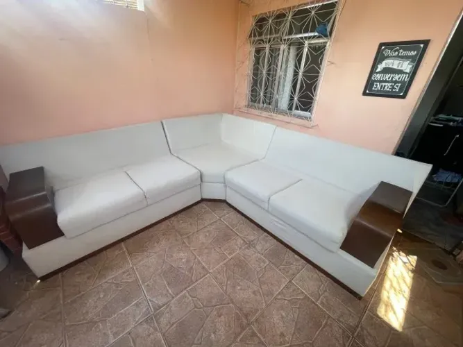 Sofá em L