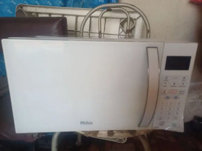 Micro-ondas com defeito