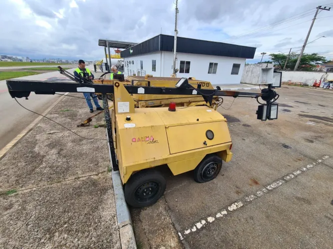 Torre de iluminação com gerador 15kva Gamma Cobra