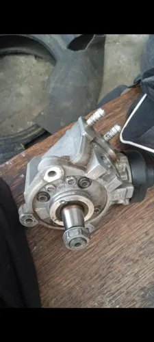 Vende-se Bombar de alta Flauta & 01 Bico da Amarok  