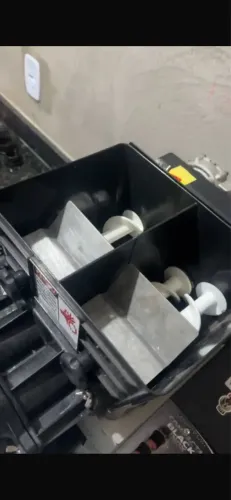 Vendo máquina de salgado 