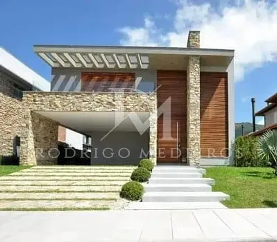 Casa com 4 suítes à venda na Lagoa da Conceição, Florianópolis