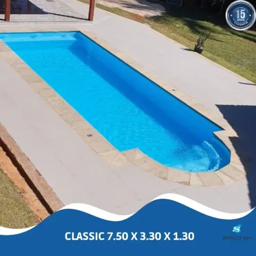 Piscina de Fibra 7,50 x 3,30 x 1,40
