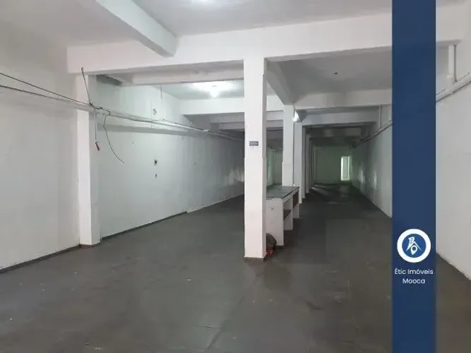 Galpão no Belenzinho, 150m², 2 Banheiros