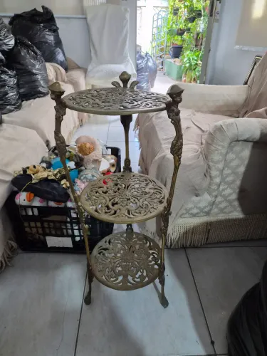Cantoneira vintage