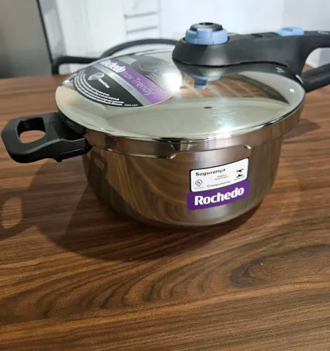 Panela de pressão inox Rochedo Trendy