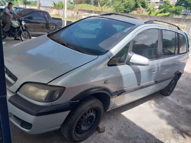 Peças de zafira
