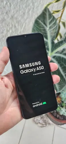 Celular Samsung bom e barato