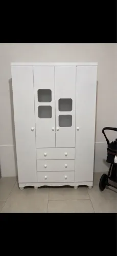 Guarda roupa infantil 