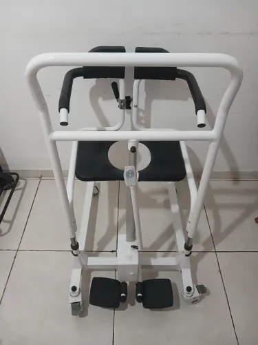 Cadeira De Transferência Elevatória Hospitalar Para Idoso / Cadeirante - 10 VZS NO CARTÃO 