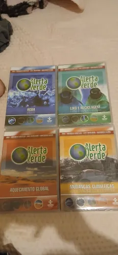 Vendo kit lacrado com 4 DVDs do alerta verde