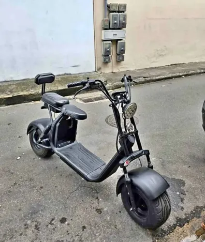 Scooter  elétrica EBR X9
