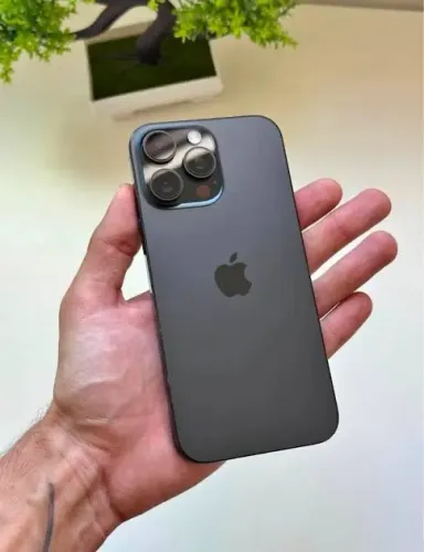Iphone 16 pro max impecável