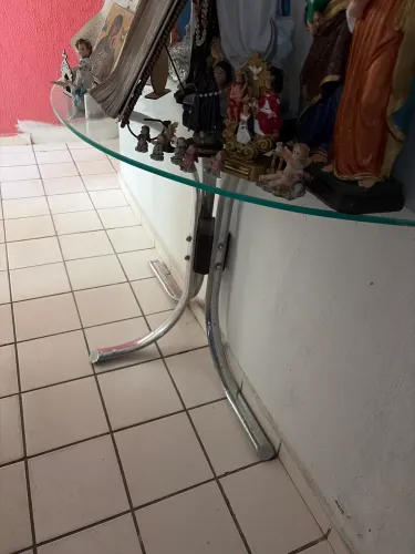 Aparador de inox e vidro