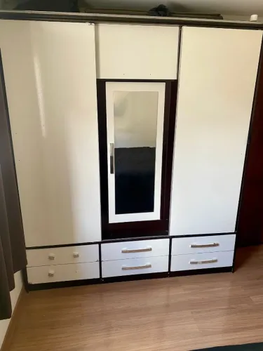 Guarda-Roupa 3 Portas
