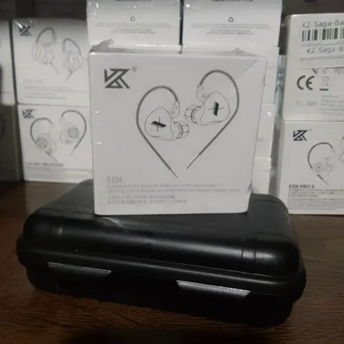 KZ EDX BLACK SEM MIC + 1 CASE KZ ORIGINAL