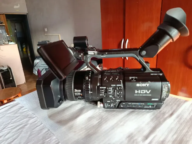 Filmadora Sony HDV1080i HVR-Z1U
