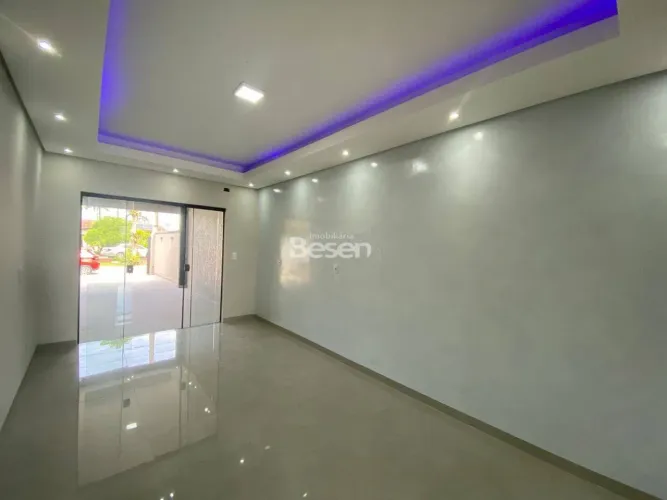 Casa Nova com 3 Quartos e Amplo Terreno Excelente Localização!
