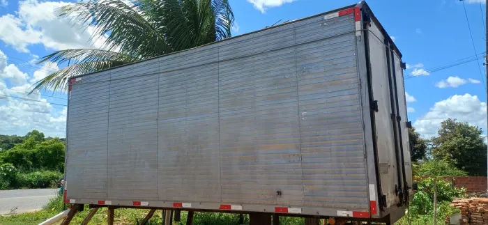 Carroceria para caminhão, "baú"