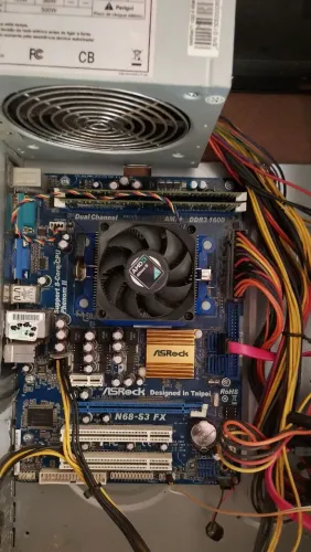 Kit Placa Mãe Asrock N68-S3 Fx + Processador AMD athlon X2+ 4 Memória DDR3