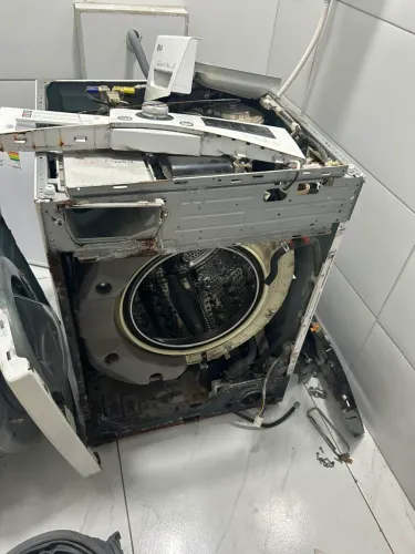 Máquina Lava e seca para vender VALOR A DECIDIR COM QUEM COMPRAR
