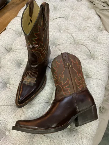 Bota texana Bulls número 38