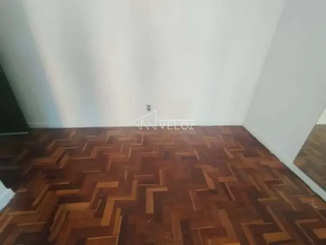 Apartamento : Padrão / Residencial / Centro