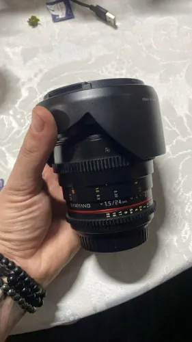 Lente Objetiva Samyang 24mm T1.5 Cine Foco Manual (Usado)