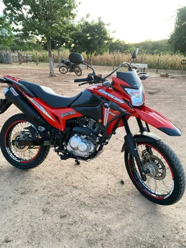 Moto a venda