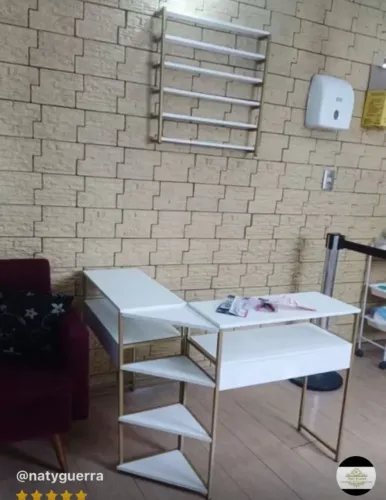 Mesa de manicure 