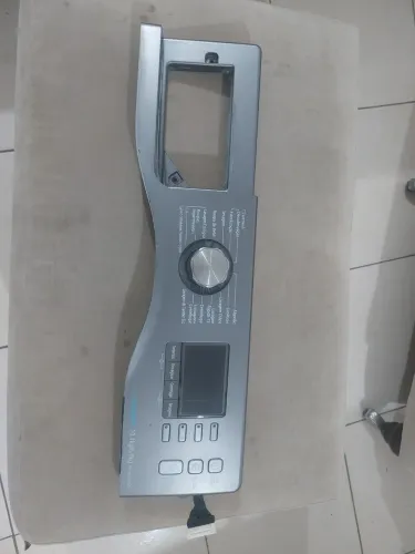 Frente completa da Máquina de Lavar Roupa