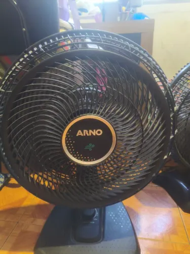 Ventilador Arno Preto 40cm - Ventilação Forte - Bom Estado