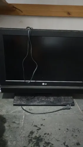 Tv LG funcionando 21 R$ 180