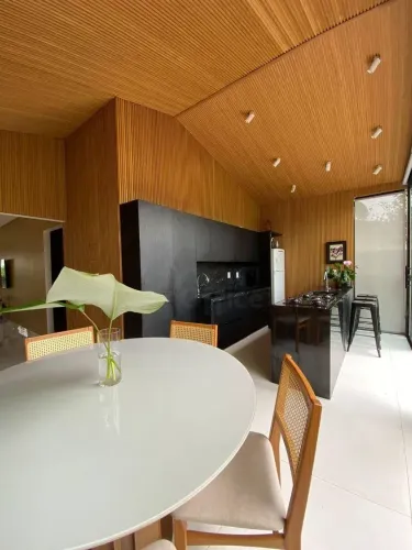 Casa com 3 quartos à venda por R$ 950.000 - Jundiaí - Anápolis/GO